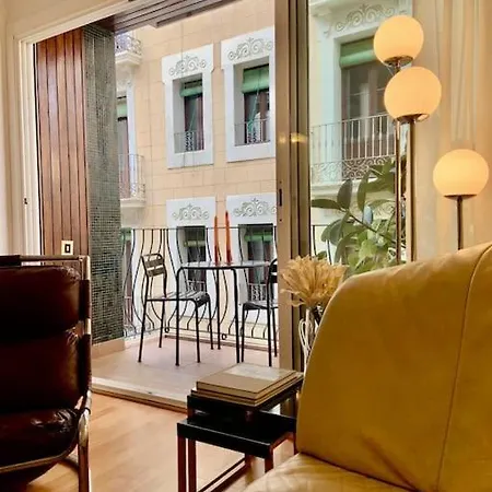 Stunning Designer 2 Bed In Glorious Gracia *