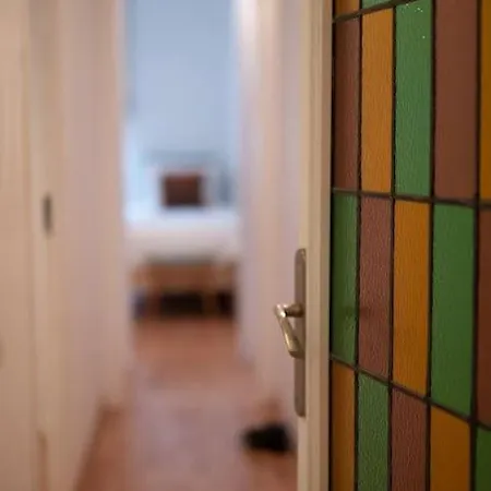 Stunning Designer 2 Bed In Glorious Gracia Apartment Barcelona