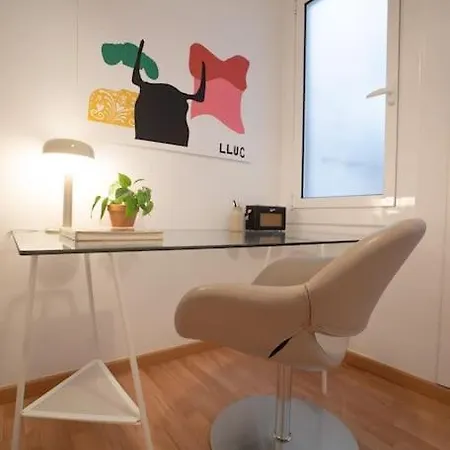 Apartment Stunning Designer 2 Bed In Glorious Gracia *